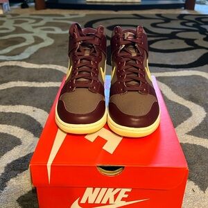 Brand new never worn Nike Dunks Hightop. Great wardrobe staple for the fall.